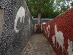 An alley inside the Rock Garden, Malampuzha